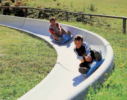 c_tiroler_zugspitz_arena_bl10.jpg c_tiroler_zugspitz_arena_bl10.jpg