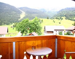 zimmer_2-balkon_2.jpg