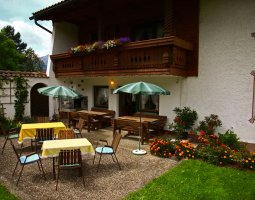 img_0052b.jpg img_0052b.jpg